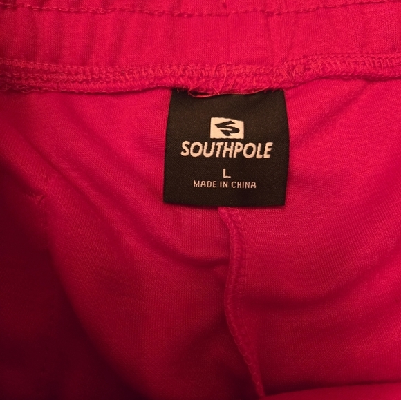Southpole L Red Sweat Shorts Zipper Front Pockets - Picture 5 of 8